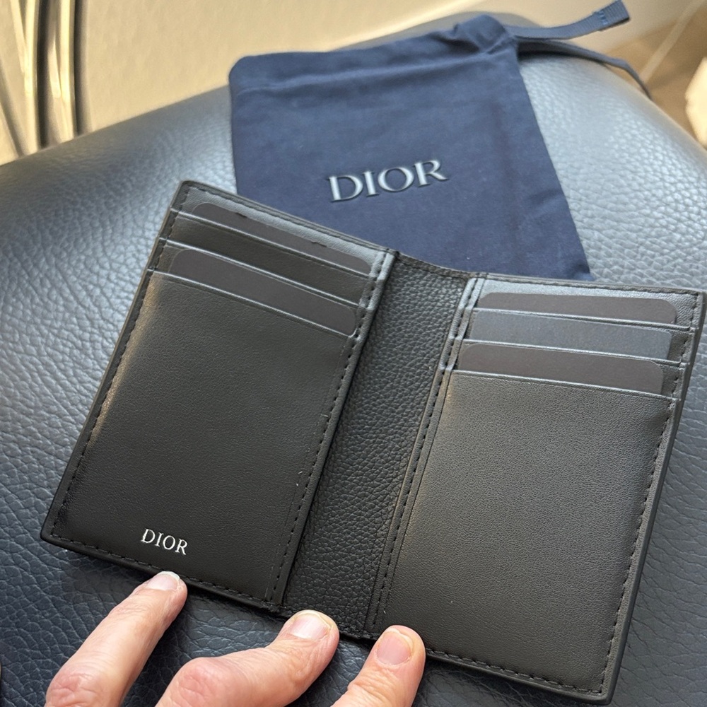 New Dior Black Textured Leather Card Holder Men's or Women's Wallet with Pouch - Picture 9 of 9
